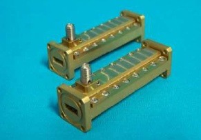 Short Length, High Directivity Couplers For Ka-Band